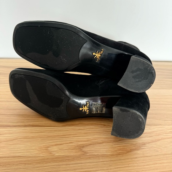 Prada suede boots size6. Authentic - Picture 9 of 9